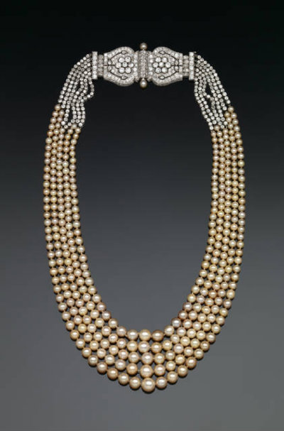 princess-di-pearl-necklace1.png