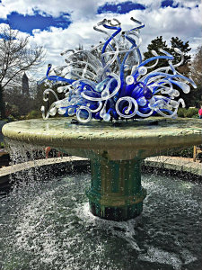 Chihuly's Parterre Fountain Installation